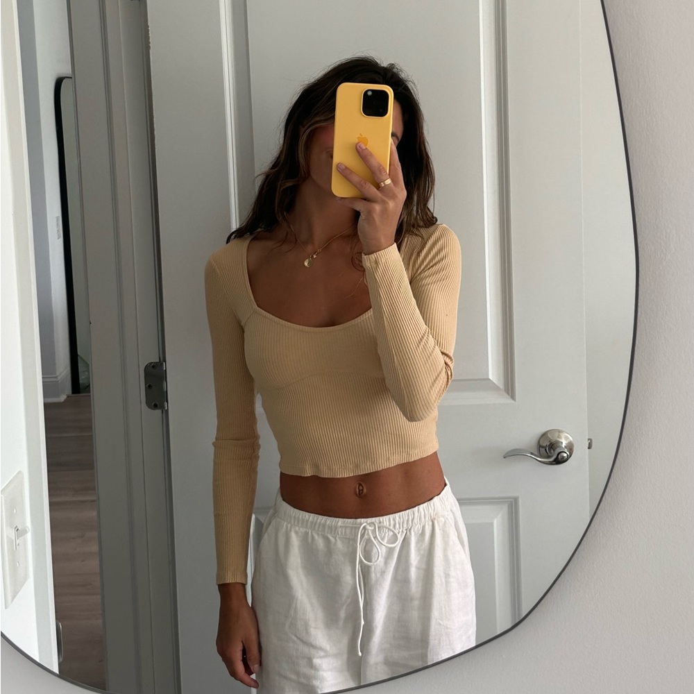 Long Sleeve Sweetheart Neckline Top